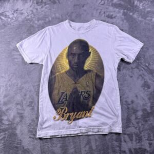 Kobe Bryant Lakers Graphic T Shirt Mens Small White NBA Basketball Tribute Tee